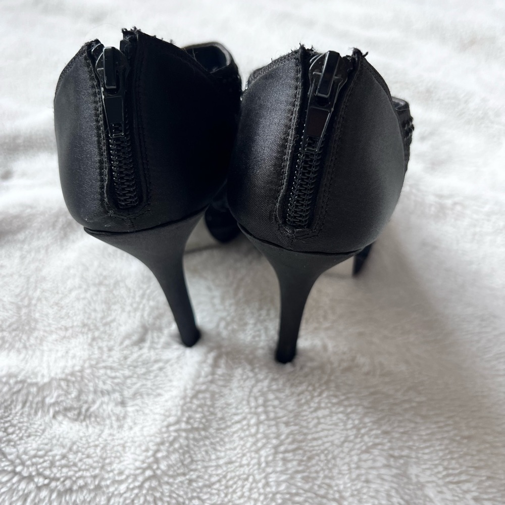 Open Toe Platform Lace Booty - Picture 5 of 6